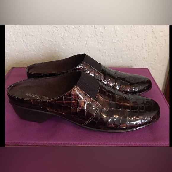 Cradles Classic Women’s Walking Leather Mules 7.5 N Brown Crocodile  1” Heel - Picture 8 of 8